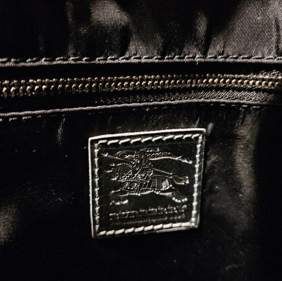 Burberry Silver Beat Check Nylon Victoria Totr - Picture 5 of 6